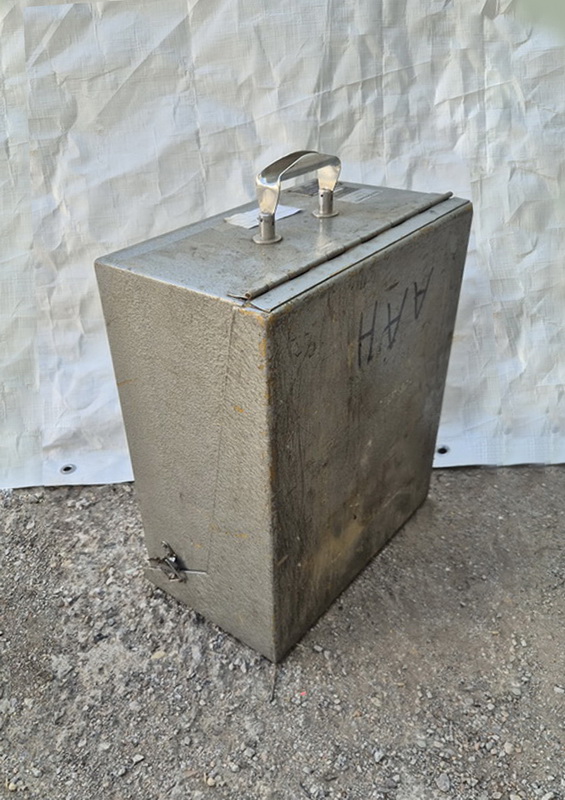 caja transporte maquinaria militar 20x34x46 1u